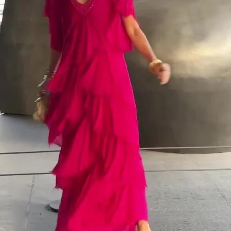 SAVANE | Langes, fließendes Kleid mit elegantem V-Ausschnitt