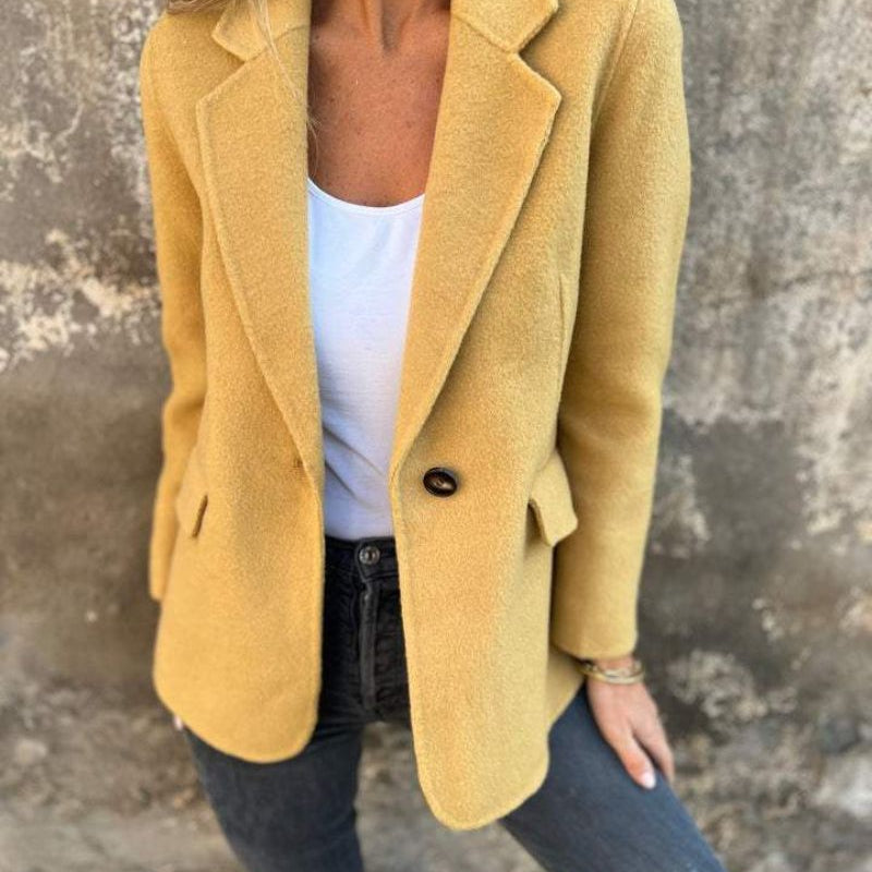 Beige Blazerjacke – Zeitlos & Edel