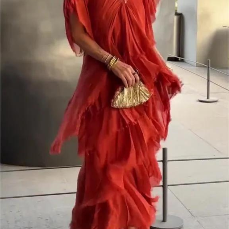 SAVANE | Langes, fließendes Kleid mit elegantem V-Ausschnitt