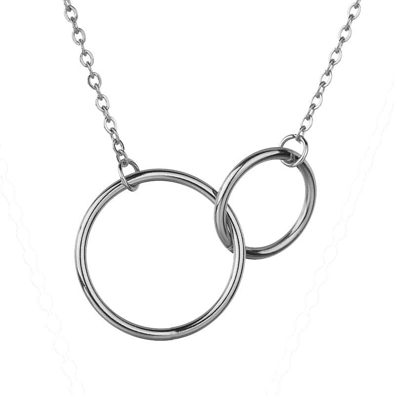 Doppelring-Halskette für Damen – Symbol für Liebe und Zusammengehörigkeit