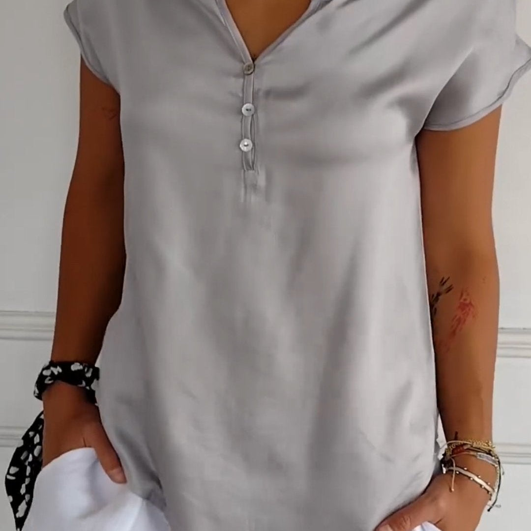 Satinbluse in Champagner – Elegant & Feminin